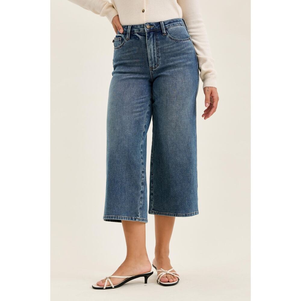 Judy Blue HW DOTTIE Wide Crop MD Quarry Fade - Picture 6 of 11